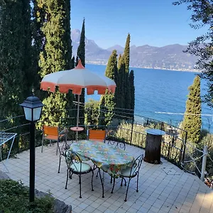 Wonderful View With Pool With Breakfast Gardasee Lejlighed Torri Del Benaco