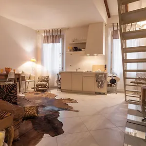 Housmart Castiglione 76 Appartamento