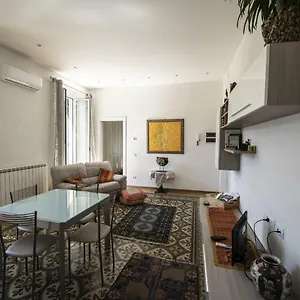 Annalisa's Flat Сasa de vacaciones La Spezia