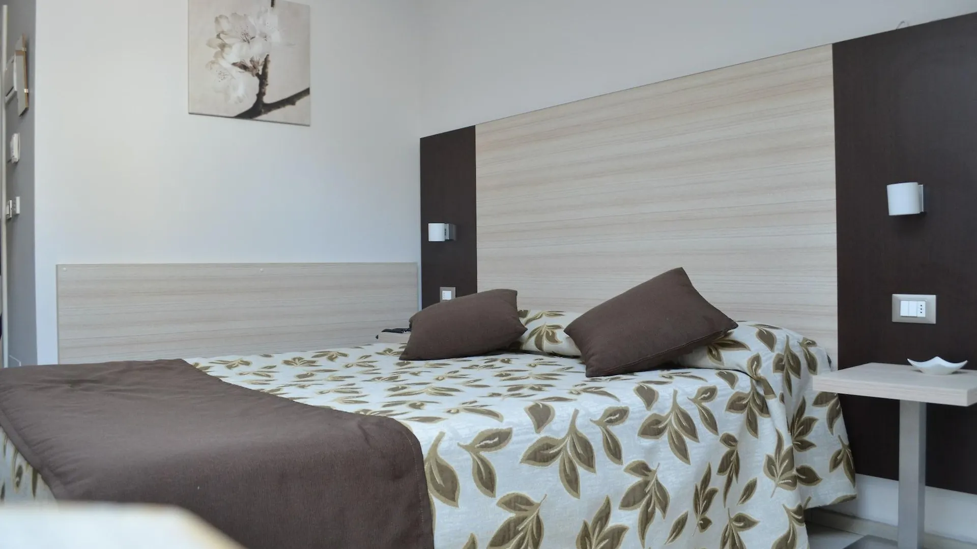 Hotel Holiday- Alla Finestrella Bologna 3*,  Italia