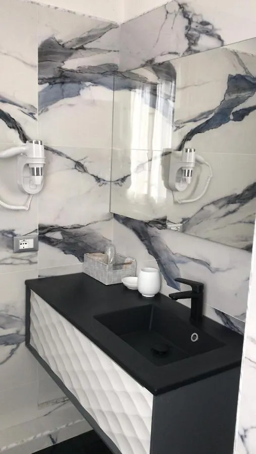 Hotel Holiday- Alla Finestrella Bologna