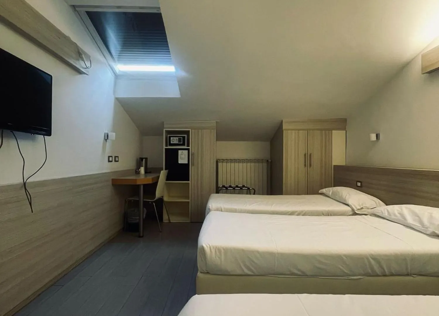 Hotel Holiday- Alla Finestrella Bologna