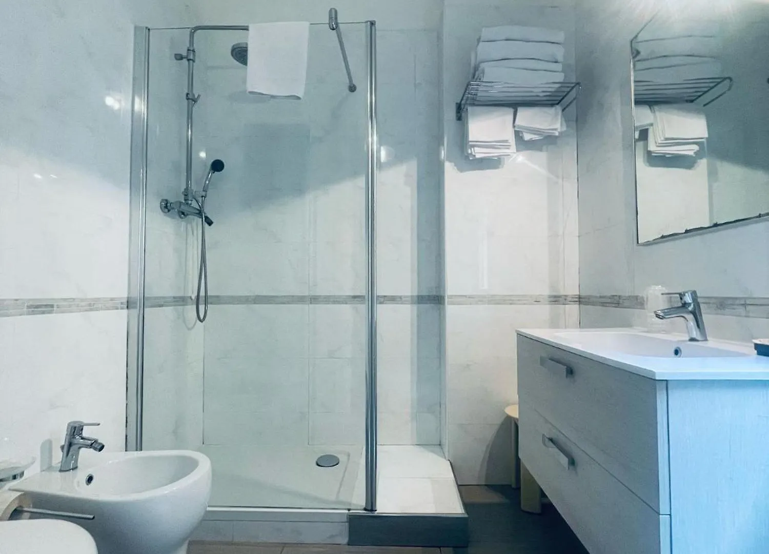***  Hotel Holiday- Alla Finestrella Bologna Italy