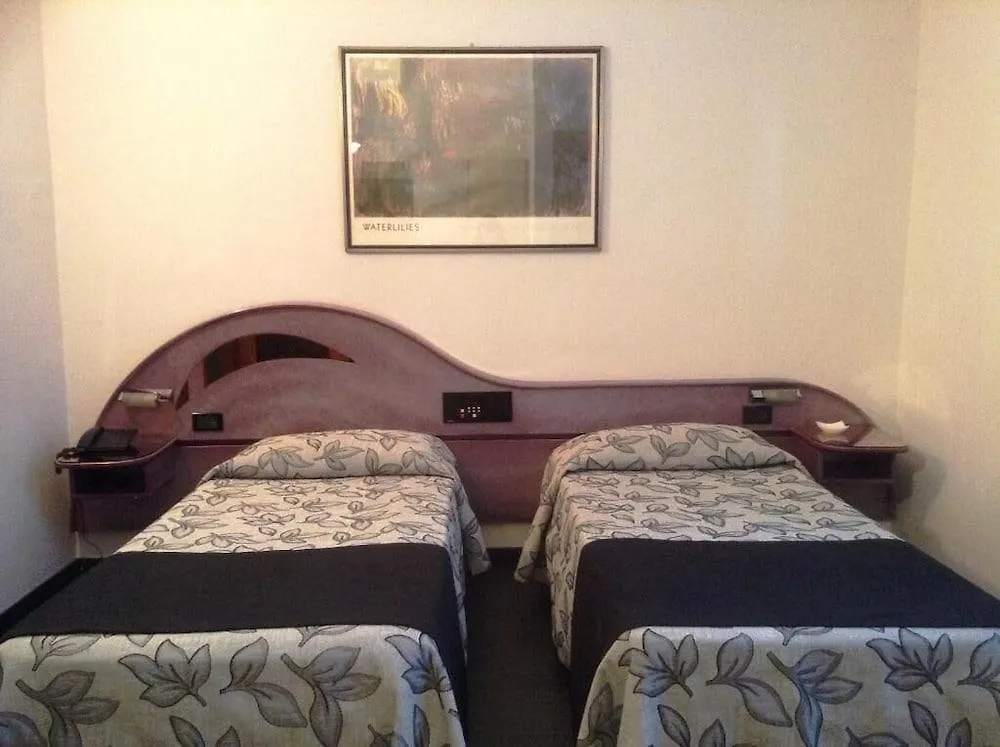 Hotel Holiday- Alla Finestrella Bologna