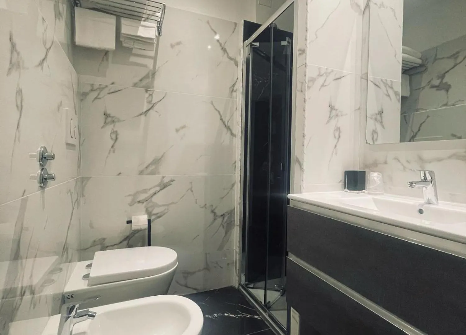 Hotel Holiday- Alla Finestrella Bologna Italy