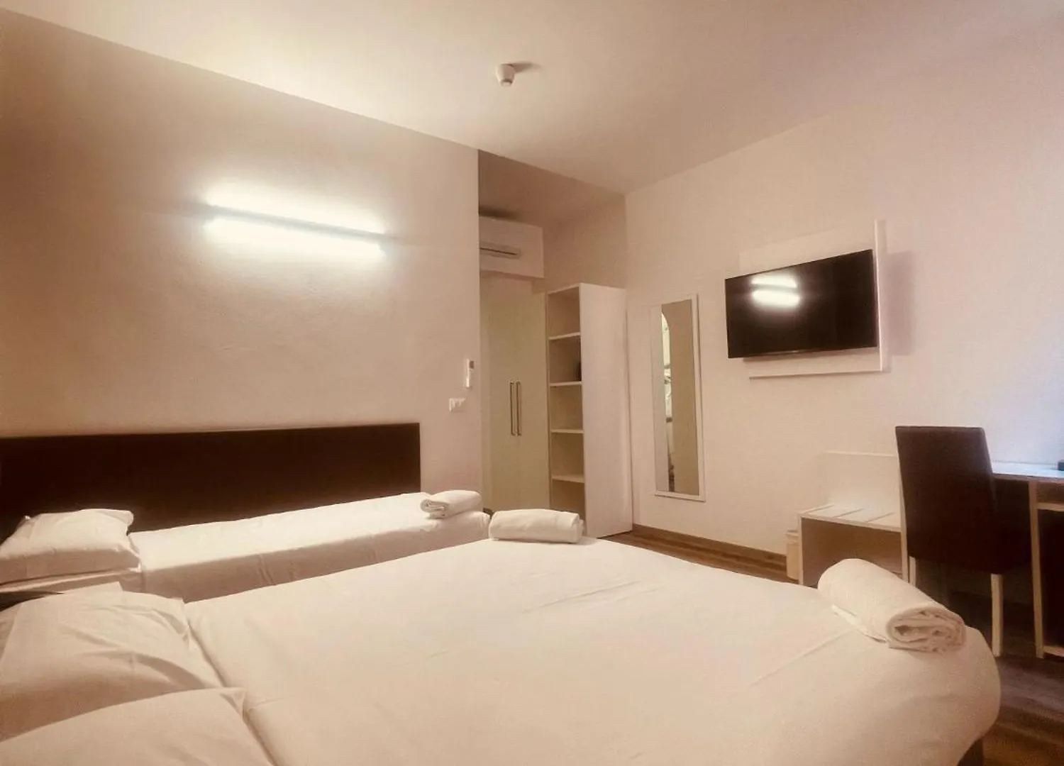 Hotel Holiday- Alla Finestrella Bologna