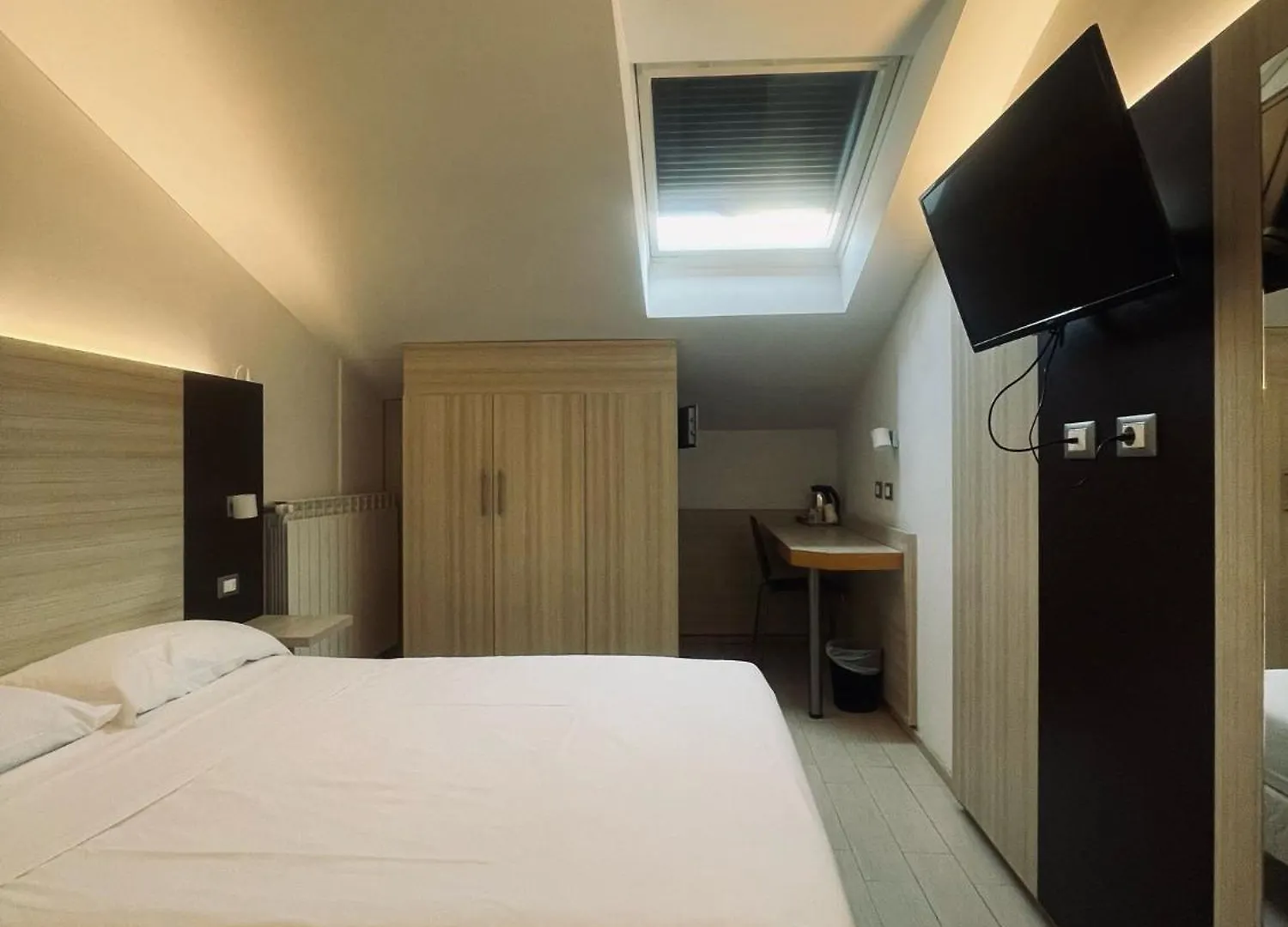 Hotel Holiday- Alla Finestrella Bologna
