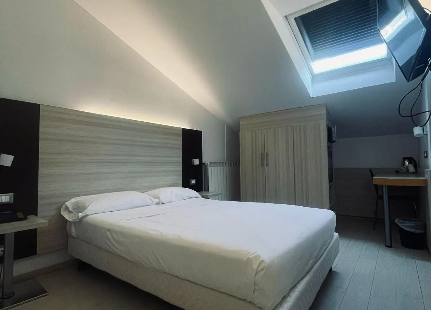 Hotel Holiday- Alla Finestrella Bologna