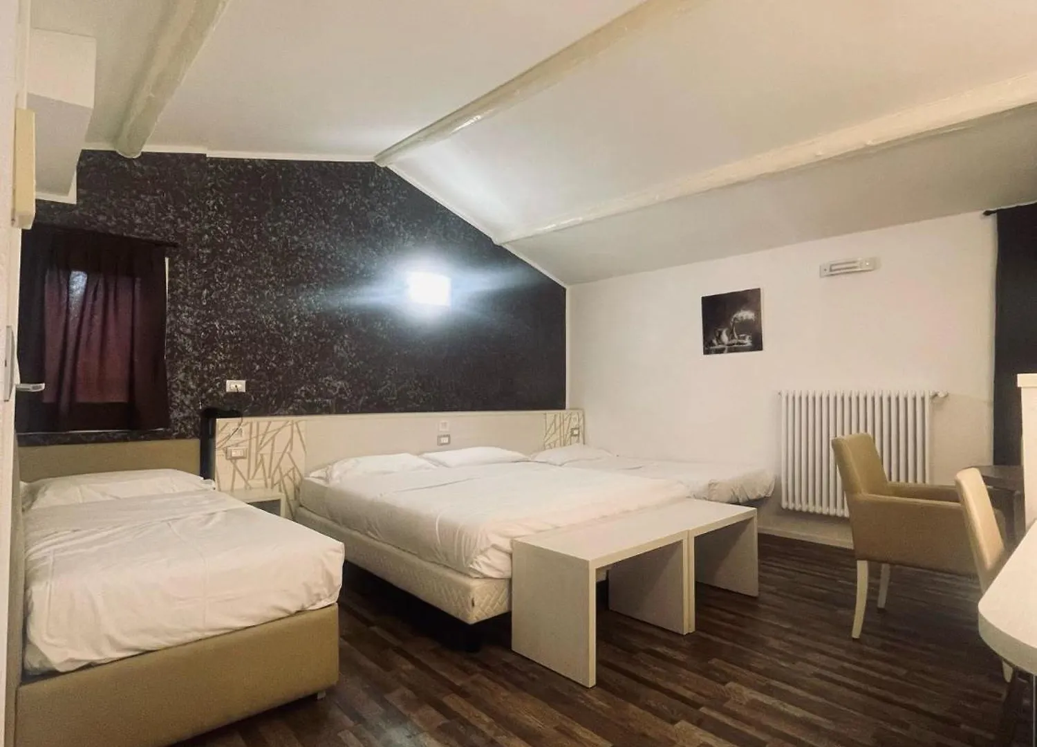 Hotel Holiday- Alla Finestrella Bologna
