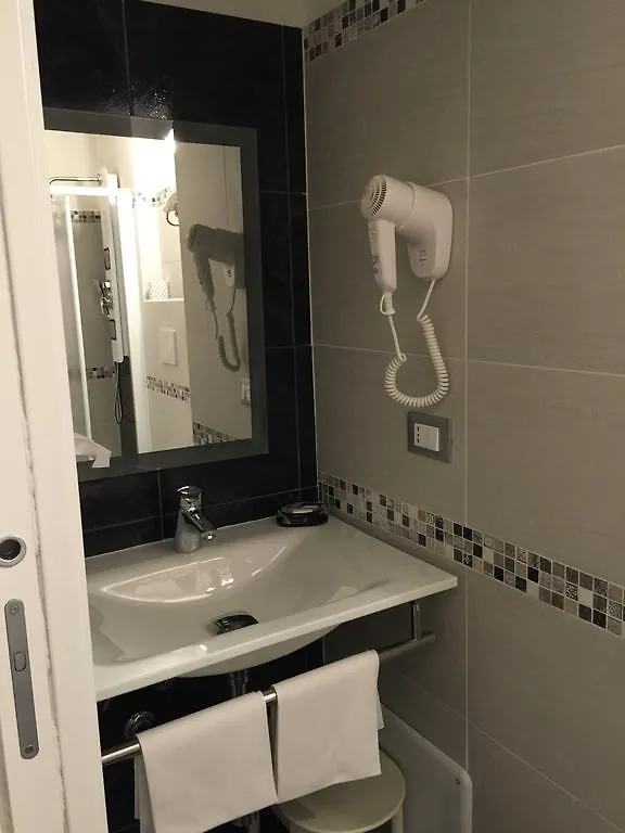 Hotel Holiday- Alla Finestrella Bologna