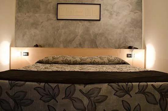 Hotel Holiday- Alla Finestrella Bologna 3*,  Italy